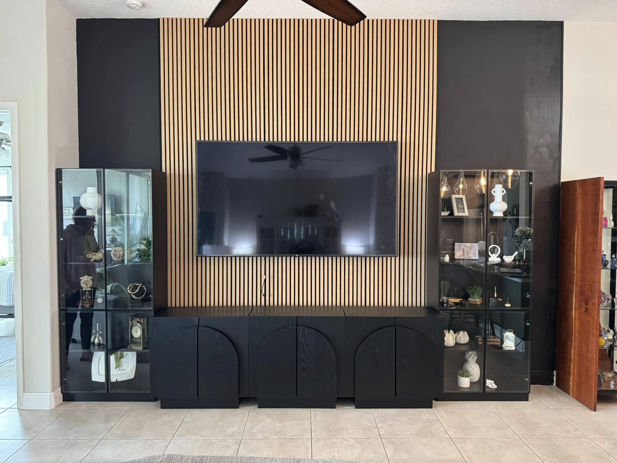 Entertainment wall installation in Port St. Lucie, FL by Dependable Guys LLC