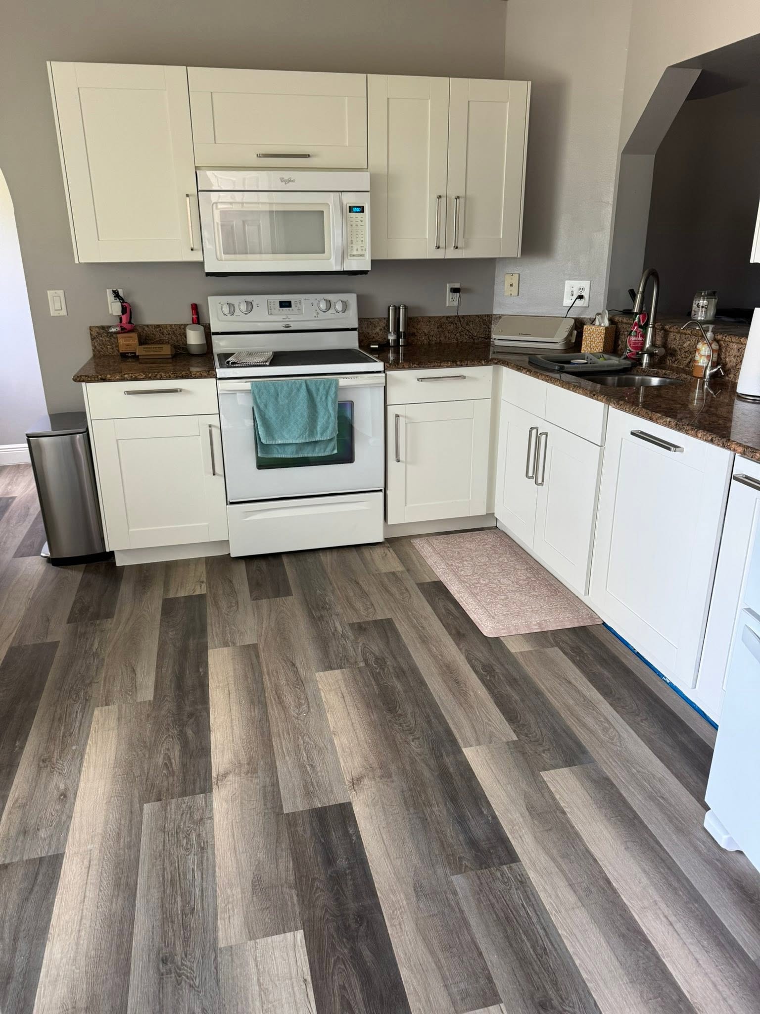 Finished white kitchen cabinets, kitchen remodel in Port St. Lucie, FL by Dependable Guys LLC